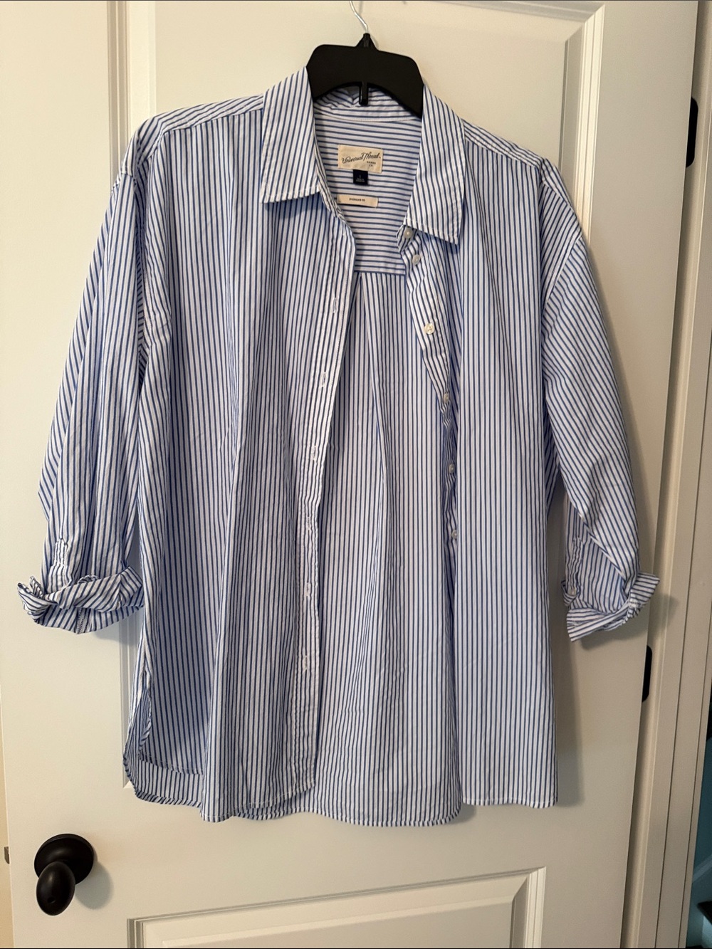 Universal Thread Blue and White Striped Button-Down Shirt